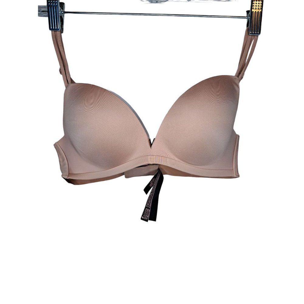 Victoria's Secret Soft Pink Padded No-Wire Bra Sz. 32C